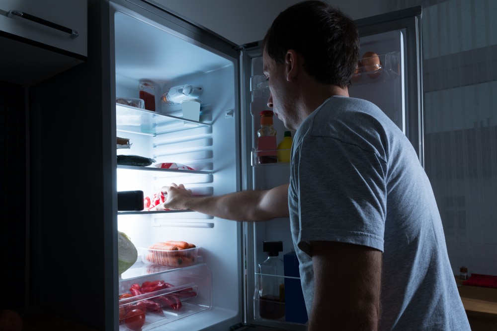 The Ultimate Guide to Storing Food in the Fridge and Freezer [Infographic]