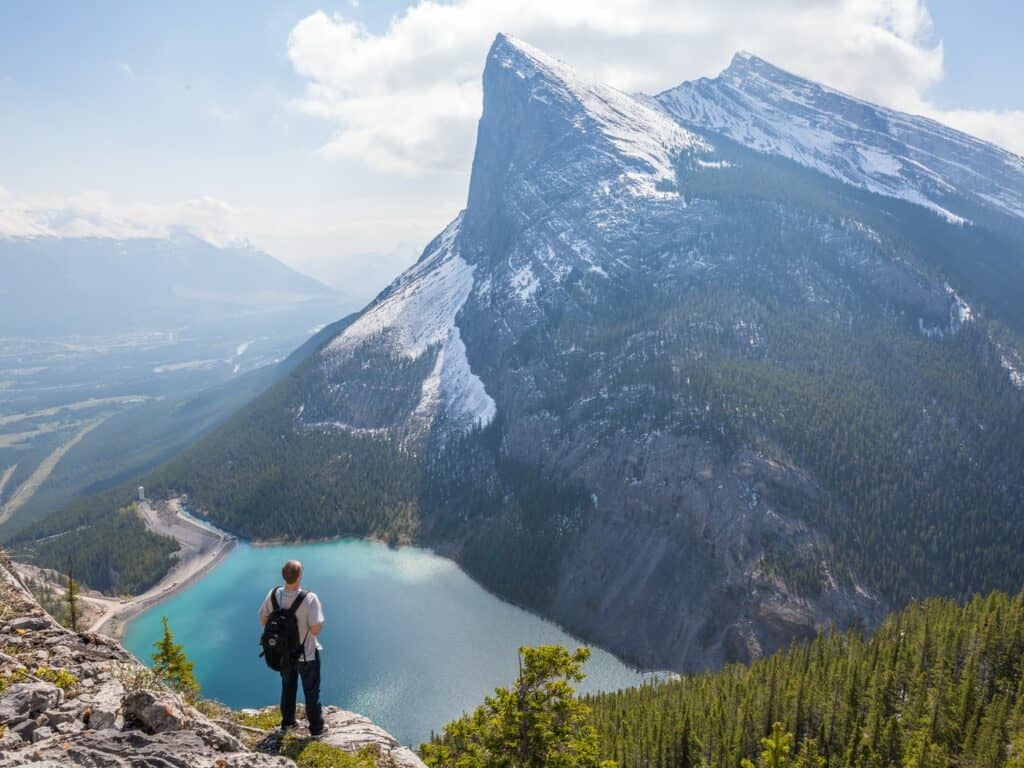 4 Reasons Why Canada is the Perfect Backpacker Destination