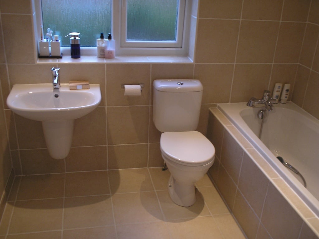 renovating your bathroom - walls