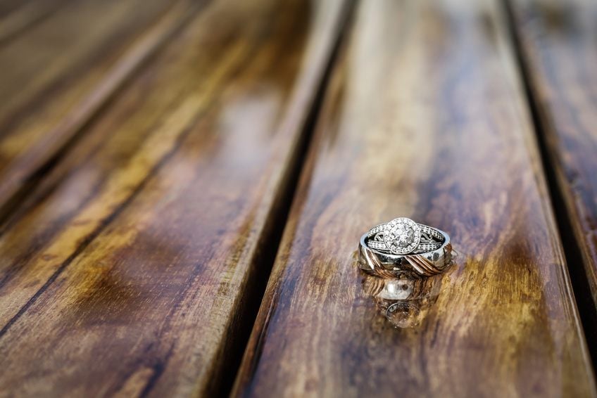 10 Bizarre Cases of Lost and Found Engagement Rings [Infographic]