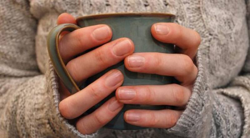 Having Cold Hands And Feet Can Mean More Serious Health Problems Than Just Bad Circulation