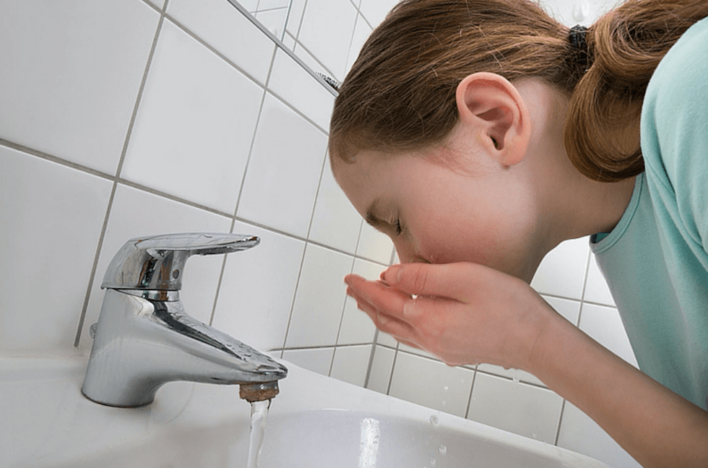 Is Rinsing Your Mouth After You Brush Wrong? See What Science Says