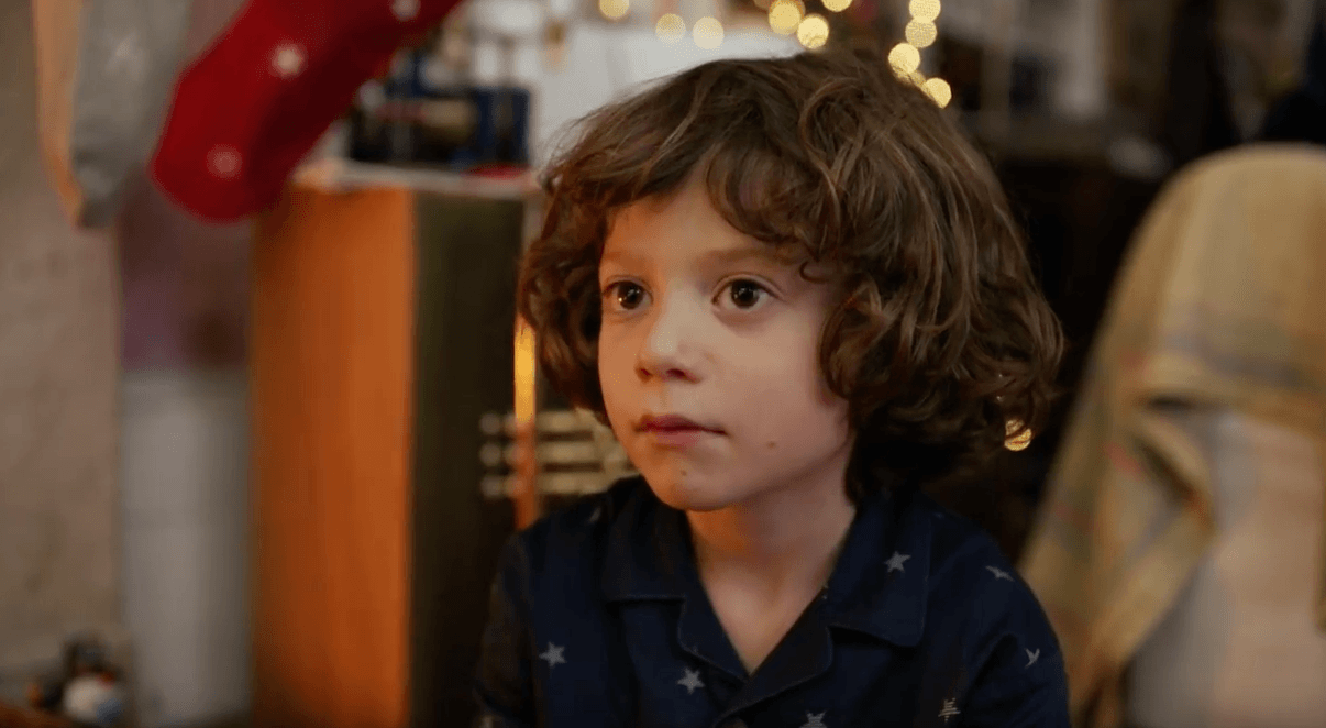This Touching Viral Christmas Ad Perfectly Shows What Sibling Love Is