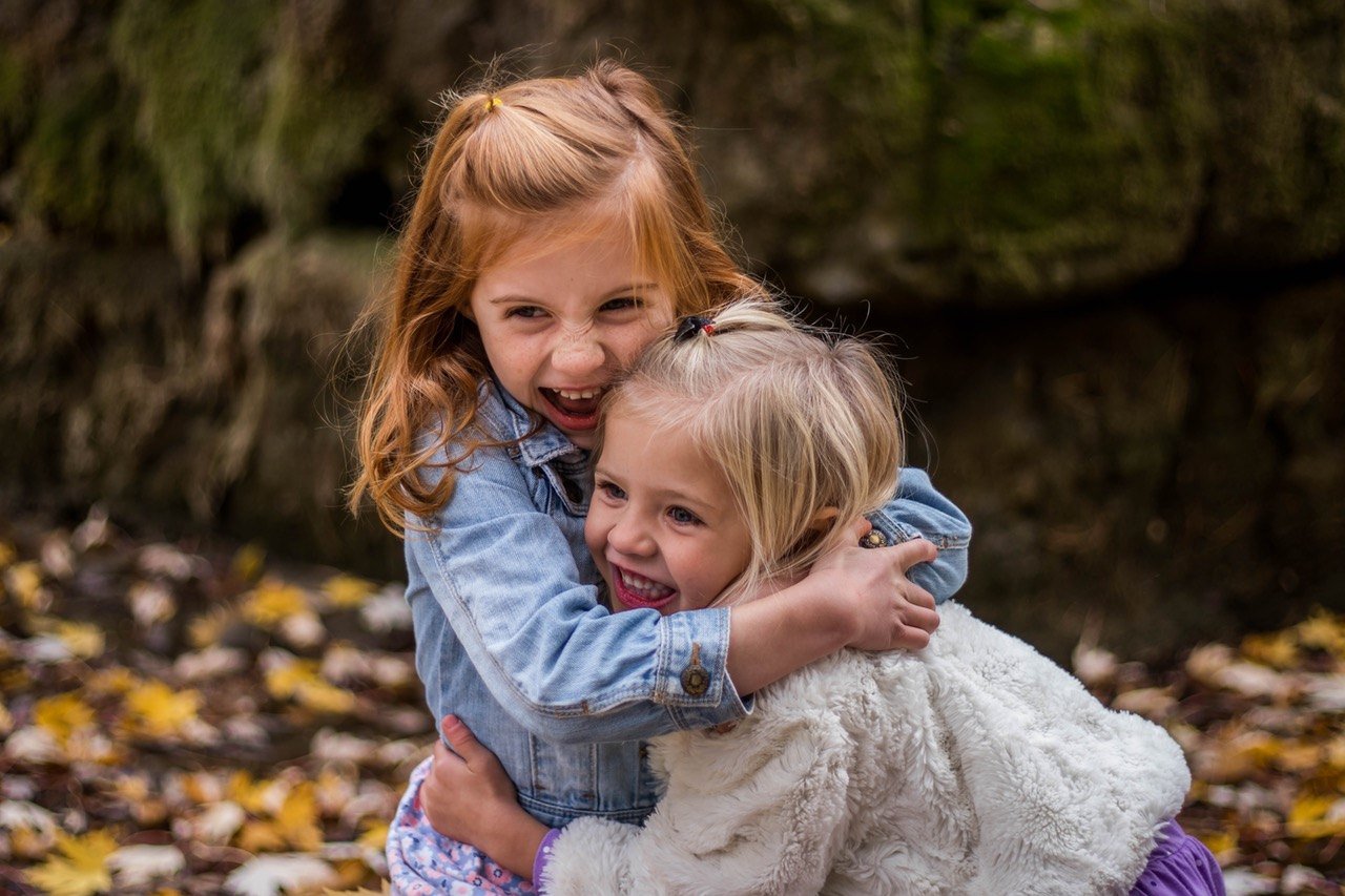 Study Reveals The Youngest Sibling Is The Funniest (And Something More For Them To Win At Life!)