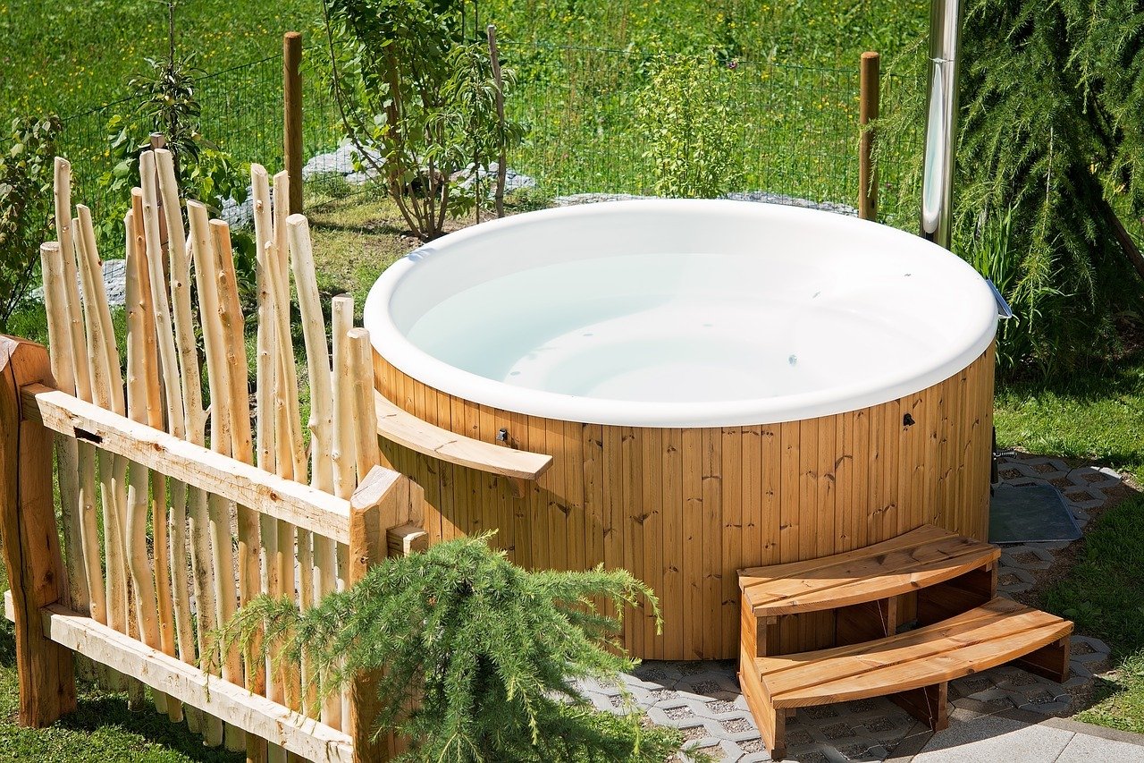4 Easy Ways to Take Care of Your Hot Tub