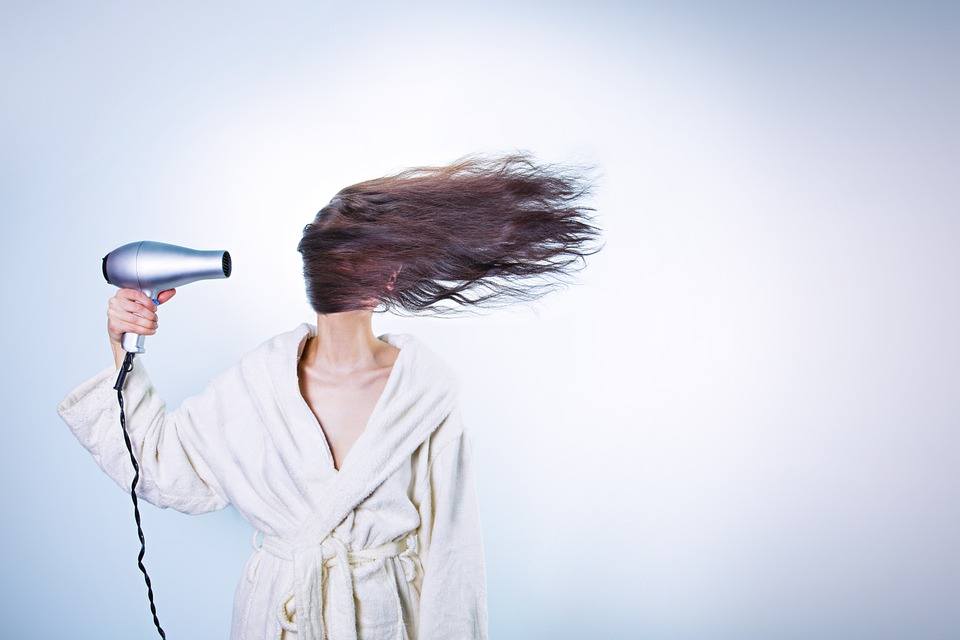 4 Strange Tips to Quickly Improve Your Hair