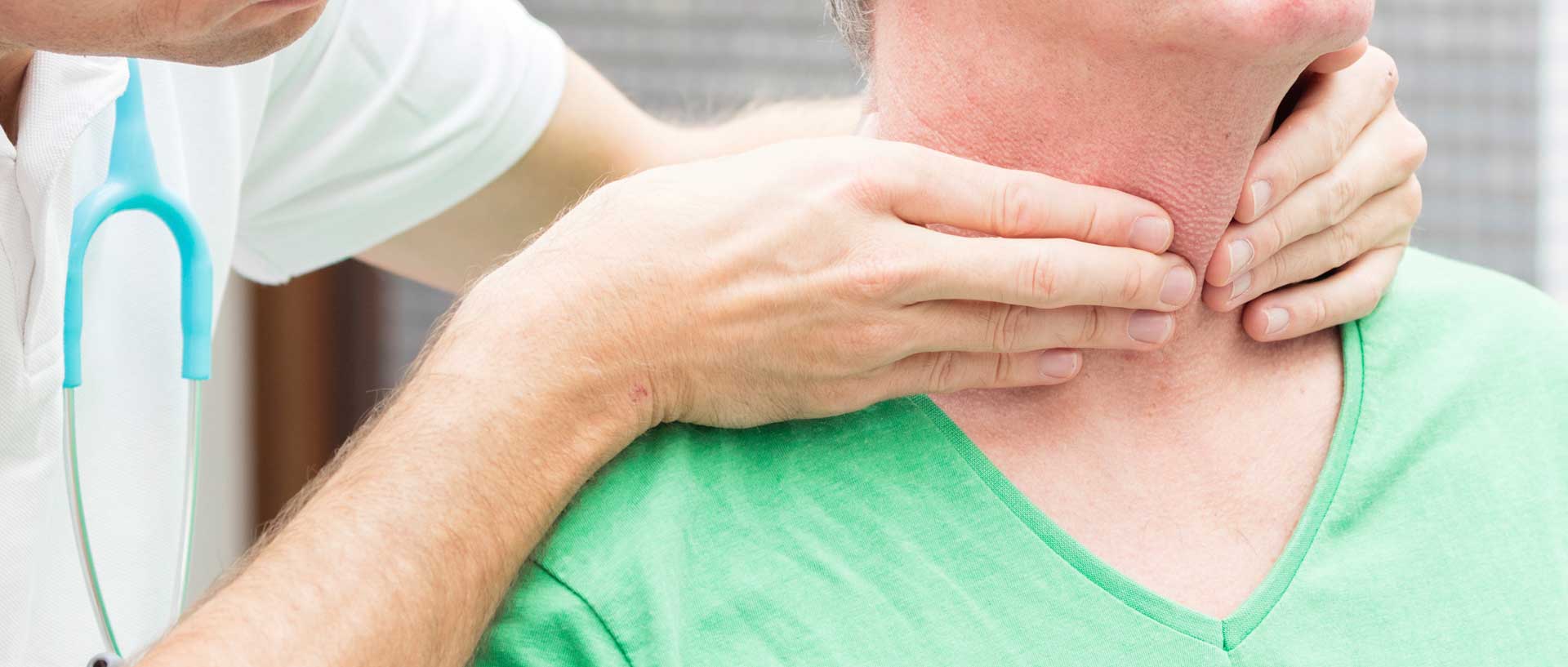 5 Signs That You May Be Suffering From A Thyroid Problem