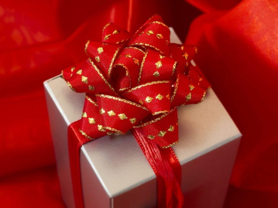 Best Gift Ideas For Your Loved Ones On Christmas 2016