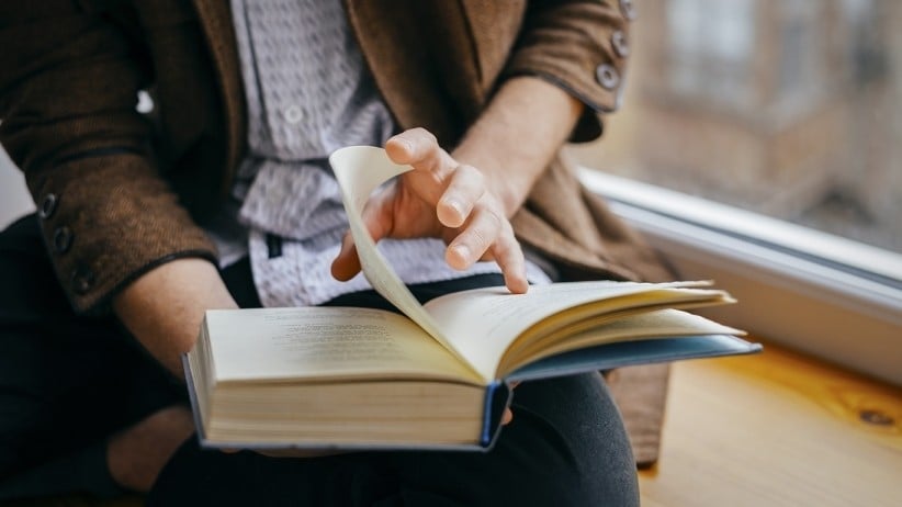 If You Want To Be More Successful, Change Your Reading Habit In This Way