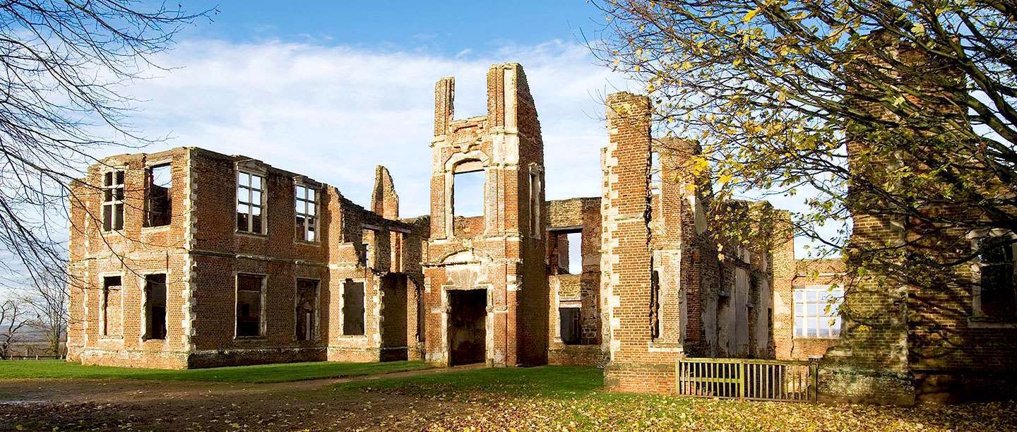 14 Breathtakingly Beautiful Places in Bedfordshire to Take a Date for Free