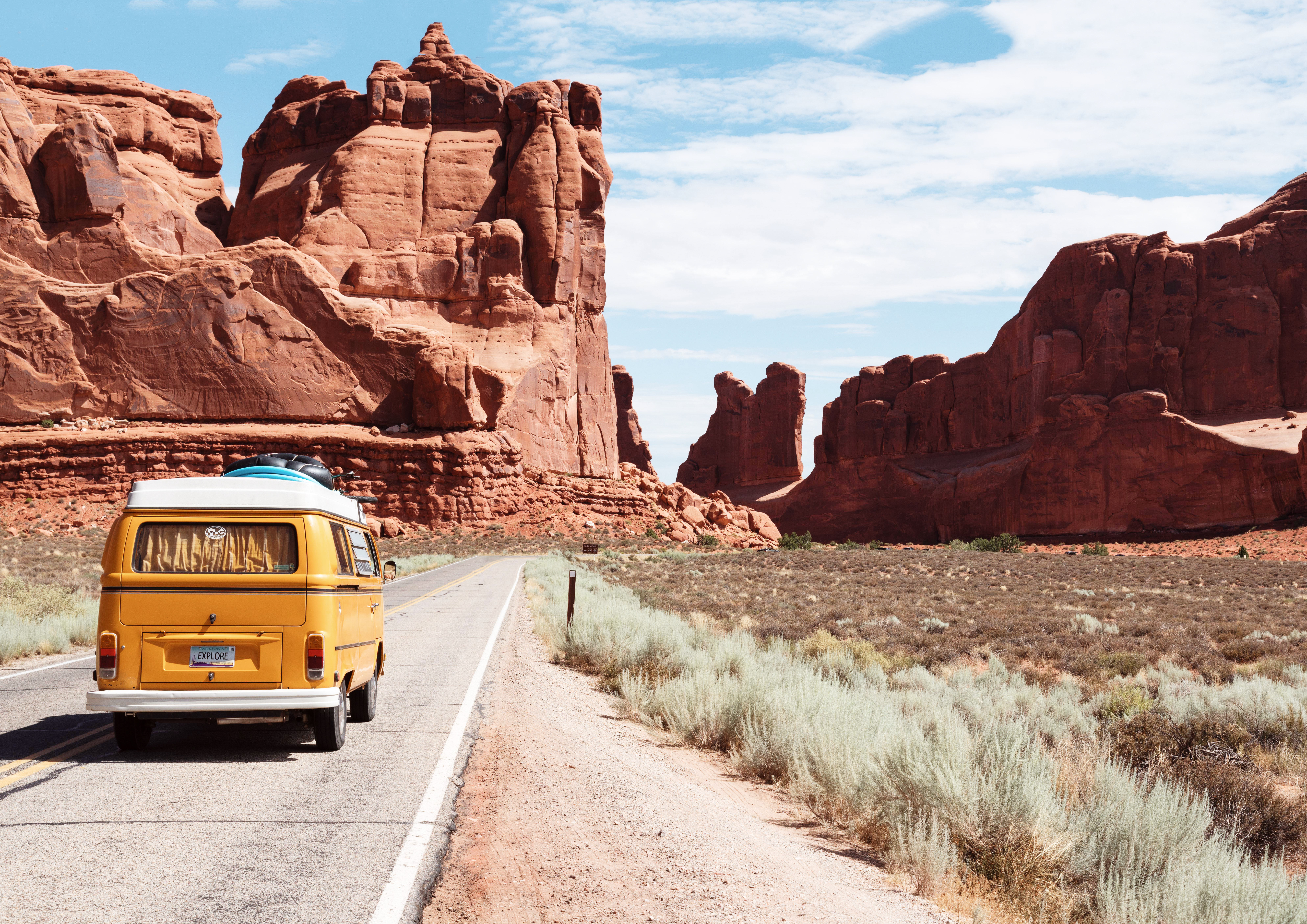 7 Things to Plan For Your Long Distance Road Trip