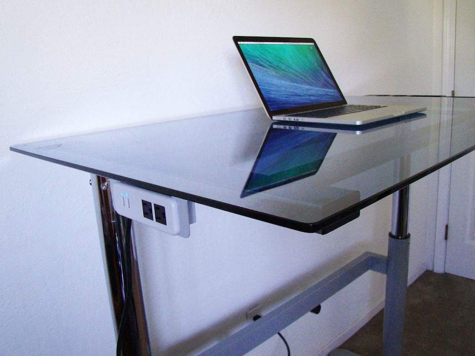 10 Best Standing Desks That Are High in Quality and Cheap in Price