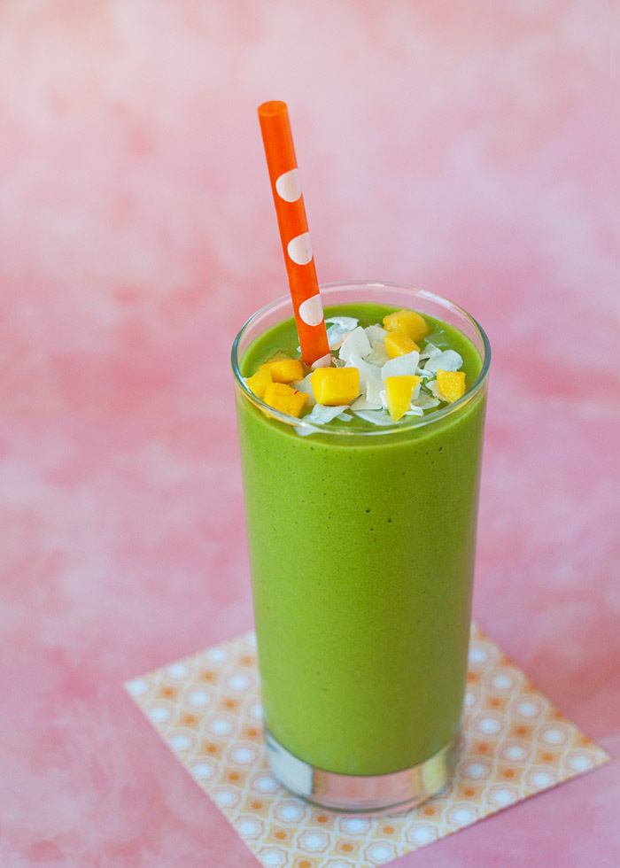 30+ Flavorful Green Smoothie Recipes That You Can Make In Less Than 5 Mins!