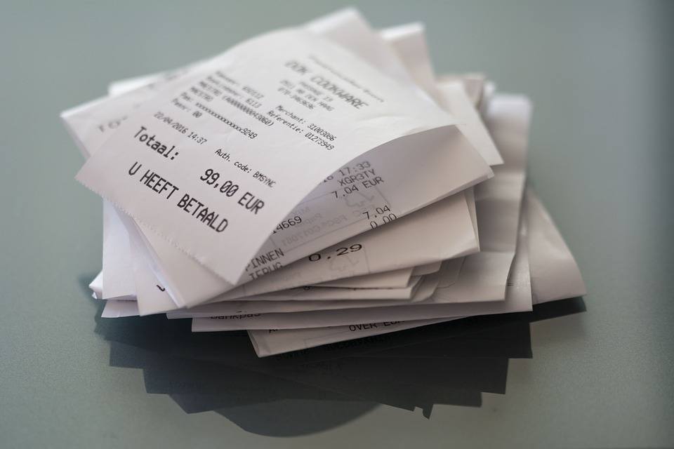 6 Reasons to Keep Receipts…Or Not!
