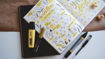 How to Use the 5 Minute Journal to Invest in Your Happiness
