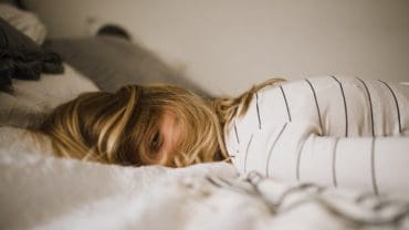 Sleeping Too Much but Still Exhausted? Why You Can&#8217;t Sleep Well At Night