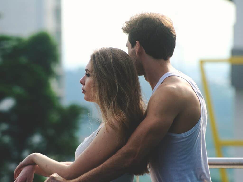 How to Leave a Toxic Relationship When It’s Hard to Let Go