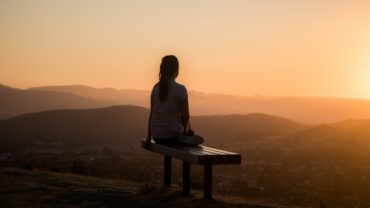 5 Best Guided Morning Meditations for Energy And Motivation
