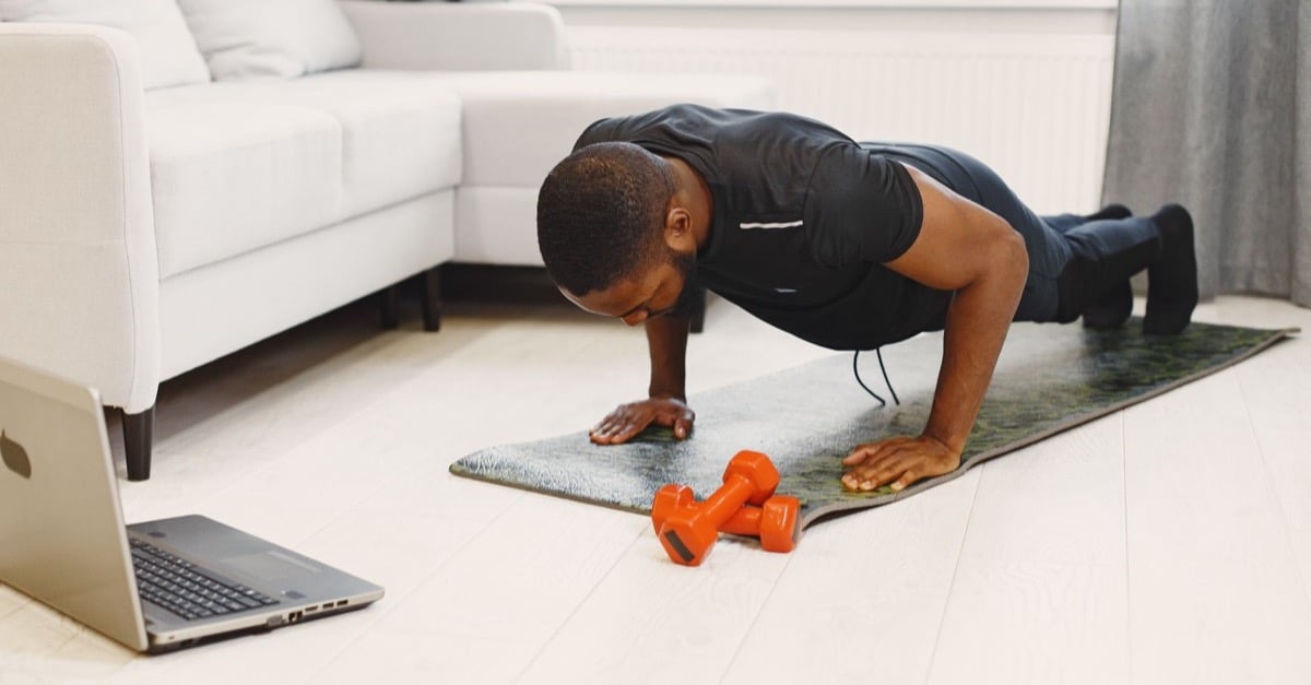Travel Workouts: A 20-Minute Session and an 8-Minute Floor